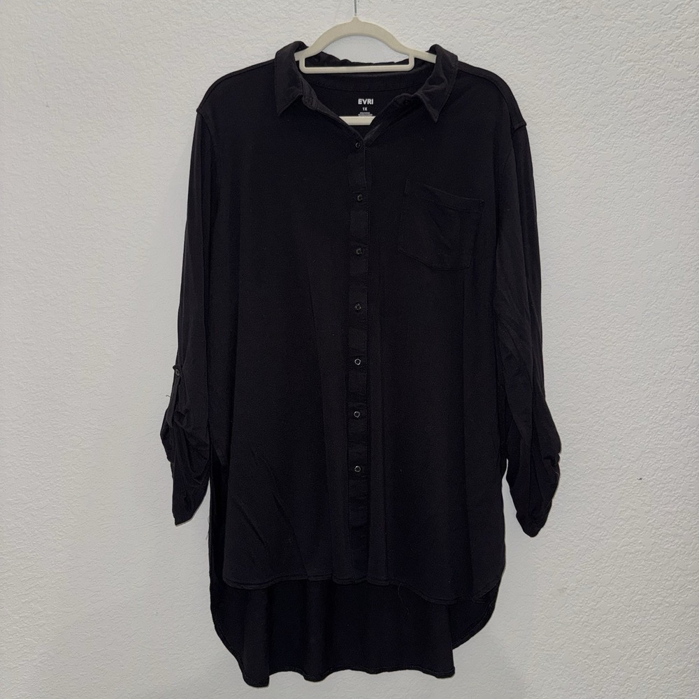 EVRI Women's Sz 1X Long Sleeve Button Front Top Stretch Black Roll Tab Sleeves